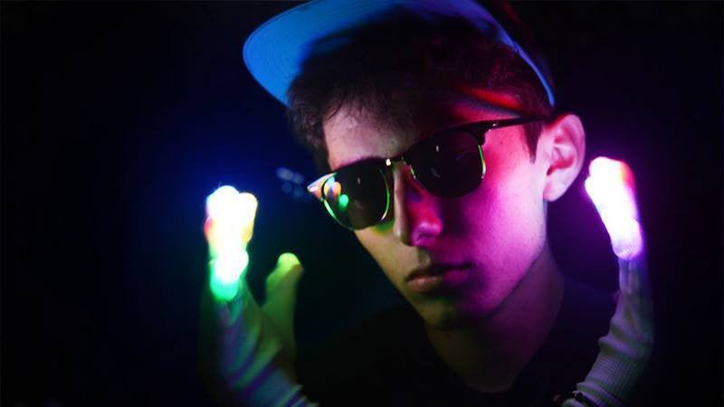 Kinetic Motion Reactive LED Glove Set (Discontinued) - Futuristic Lights